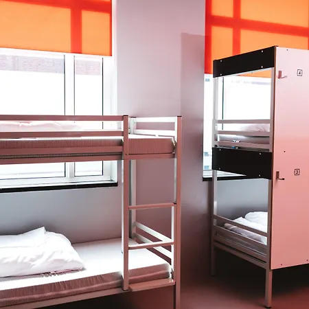 Хостел Clinknoord Hostel *