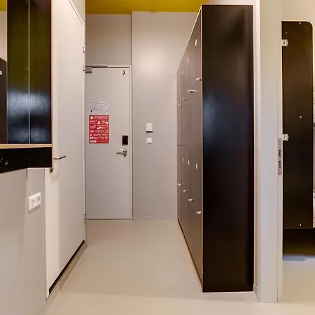 Clinknoord Hostel