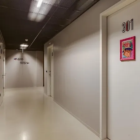 Clinknoord Hostel Amsterdam