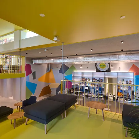 Clinknoord Hostel * Amsterdam