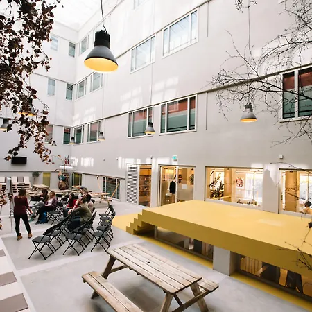 Clinknoord Auberge de jeunesse Amsterdam