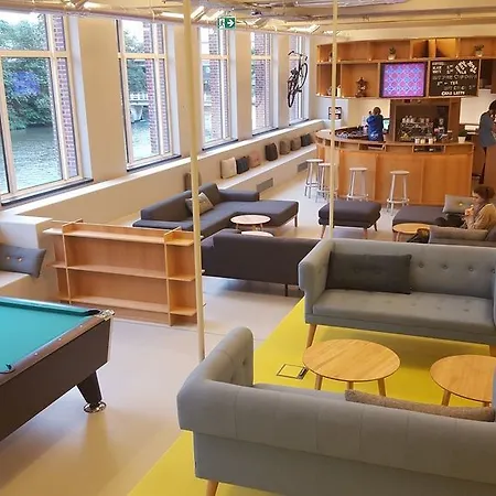 Clinknoord Hostel