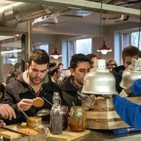 Hostel Clinknoord