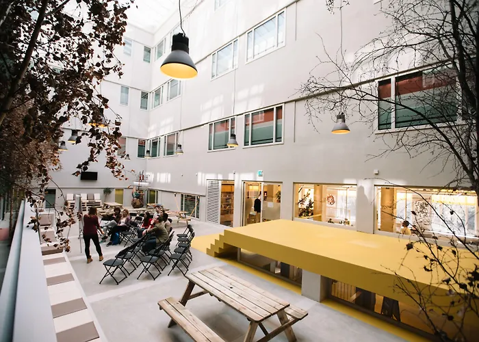 Clinknoord Auberge de jeunesse Amsterdam