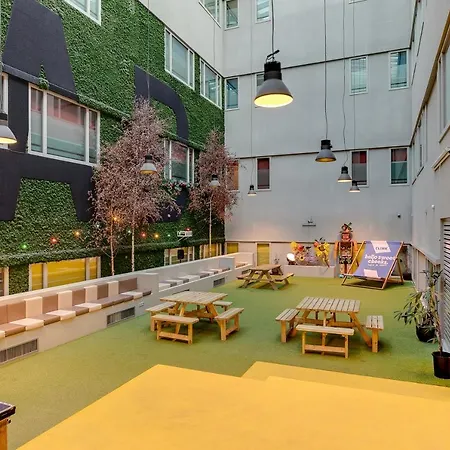 Hostel Clinknoord