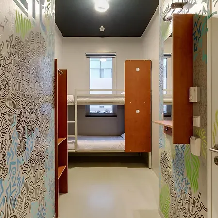 Hostel Clinknoord *