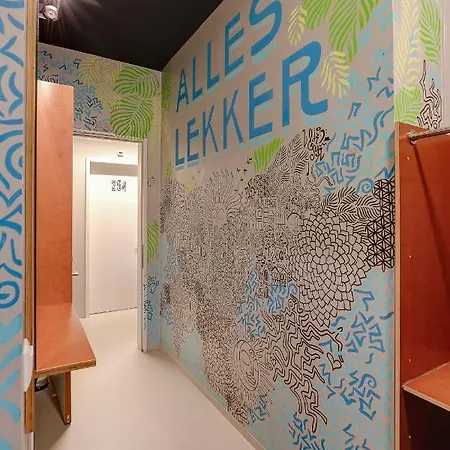 Clinknoord Hostel *