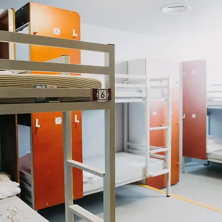 Clinknoord Hostel Amsterdam