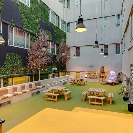 Clinknoord Hostel