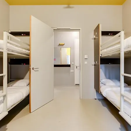 Clinknoord Hostel