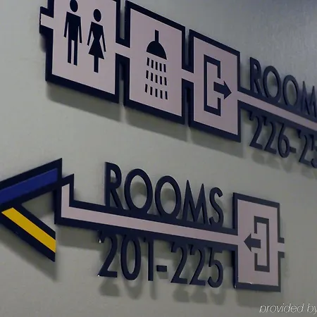 Clinknoord Hostel